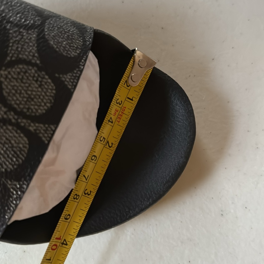 Coach women’s Uli Sport Slide In Signature
Canvas size 11. #15 - Picture 8 of 12